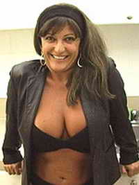 a milf from Peterborough, New Hampshire